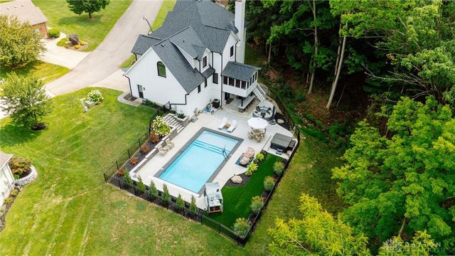 6875 Crown Pointe Drive, Liberty Twp, OH 45011