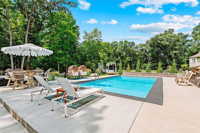 6875 Crown Pointe Drive, Liberty Twp, OH 45011