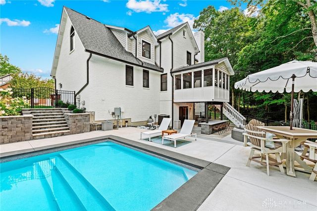 6875 Crown Pointe Drive, Liberty Twp, OH 45011