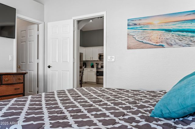3228 E SANDY Way, Gilbert, AZ 85297