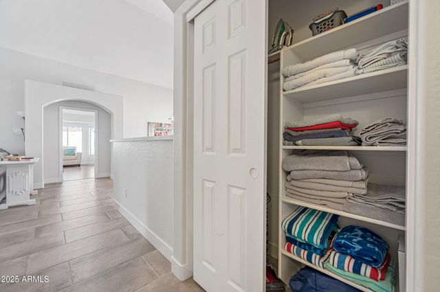 3228 E SANDY Way, Gilbert, AZ 85297