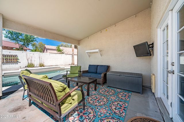 3228 E SANDY Way, Gilbert, AZ 85297