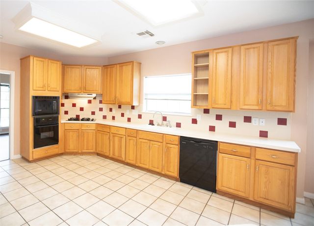 8615 Mile Run Road, Humble, TX 77346