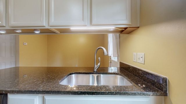 102 Thistle Ln, Hermitage, TN 37076