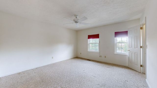 102 Thistle Ln, Hermitage, TN 37076
