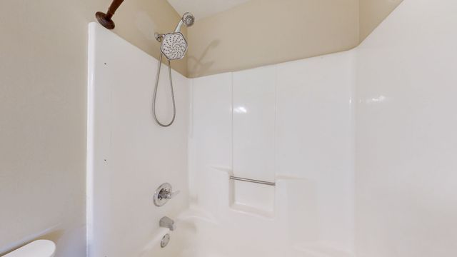 102 Thistle Ln, Hermitage, TN 37076
