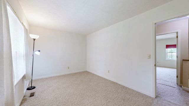 102 Thistle Ln, Hermitage, TN 37076