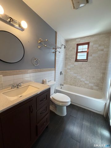 14 Kenyon Street 3rd Floor, Waterbury, CT 06702