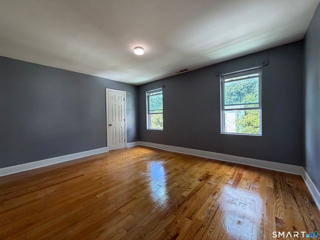 14 Kenyon Street 3rd Floor, Waterbury, CT 06702