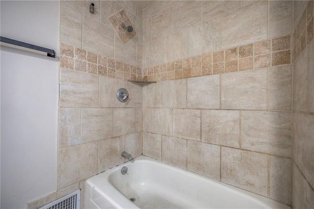 8012 Sunset Circle, Grandview, MO 64030