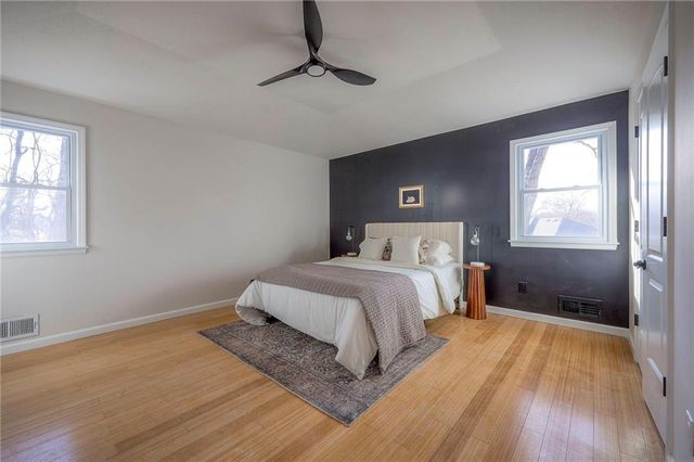 8012 Sunset Circle, Grandview, MO 64030