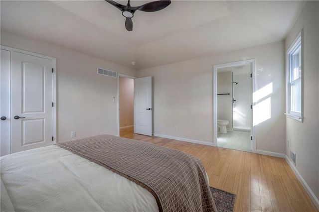 8012 Sunset Circle, Grandview, MO 64030