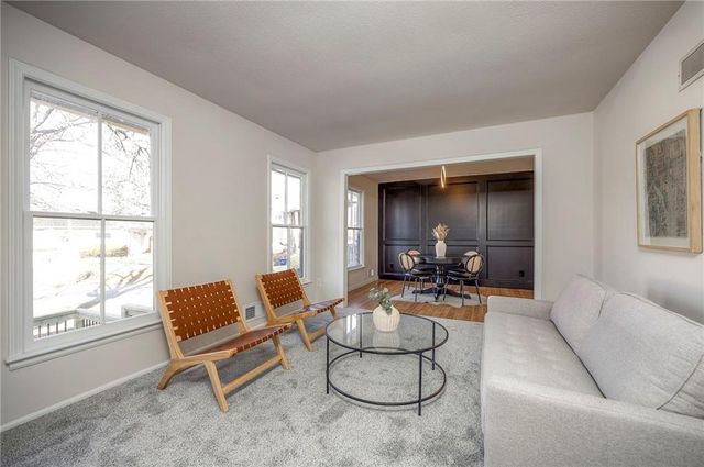 8012 Sunset Circle, Grandview, MO 64030