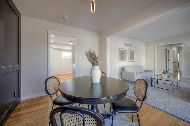 8012 Sunset Circle, Grandview, MO 64030