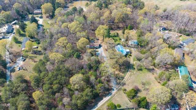 2234 D Basil Holt Road, Burlington, NC 27217