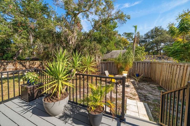 550 3RD STREET SW, Largo, FL 33770