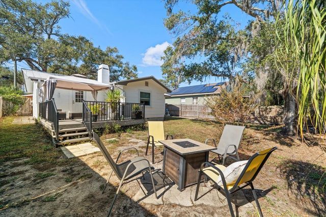 550 3RD STREET SW, Largo, FL 33770