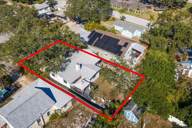 550 3RD STREET SW, Largo, FL 33770