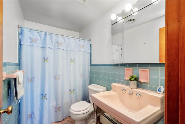 9 Freedom Dr S, South Fayette, PA 15017