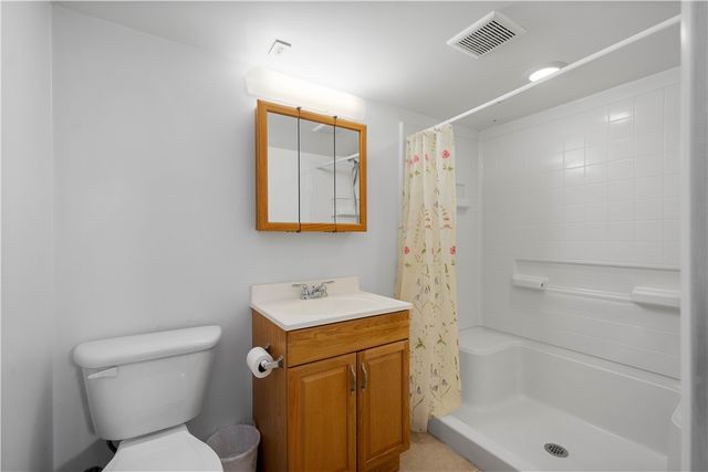 9 Freedom Dr S, South Fayette, PA 15017