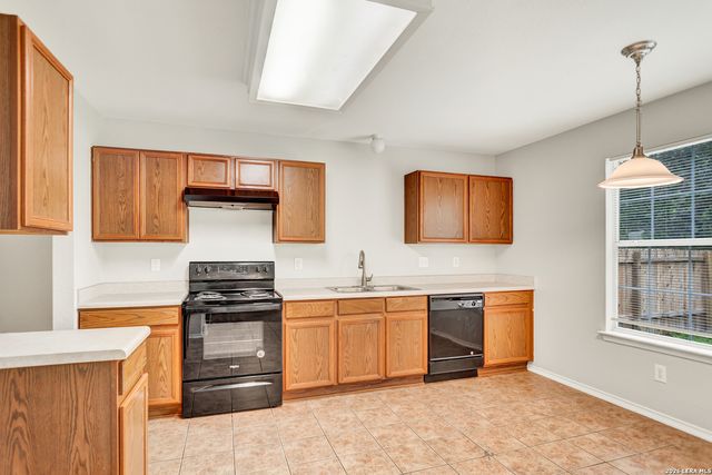 6119 Ironmill Creek, Converse, TX 78109