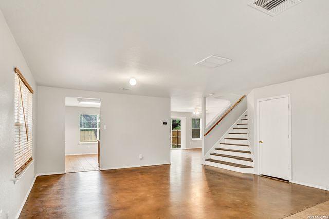 6119 Ironmill Creek, Converse, TX 78109