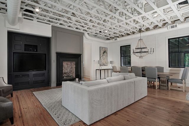 30 East Bay Boulevard, The Woodlands, TX 77380