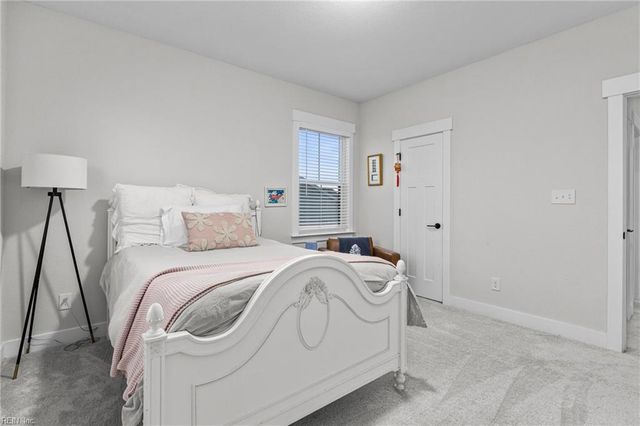 2952 Weston LOOP, Virginia Beach, VA 23456
