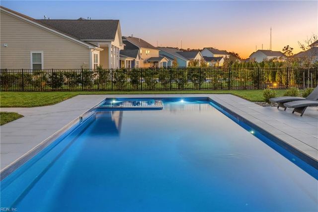 2952 Weston LOOP, Virginia Beach, VA 23456