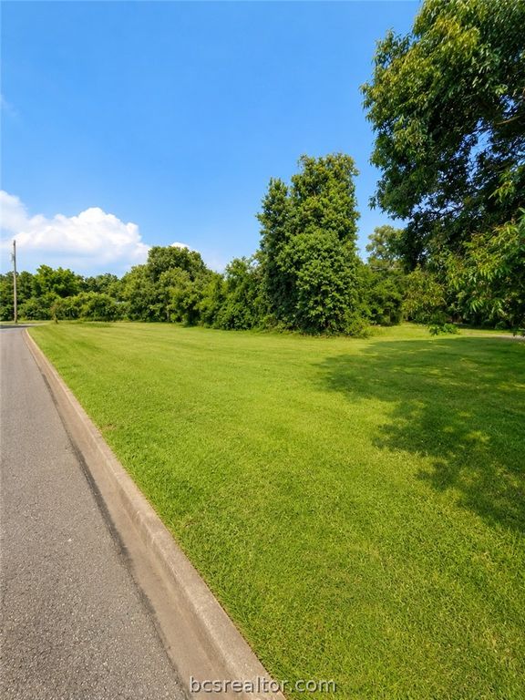 824 Polk Street, Bryan, TX 77803 — photo 4