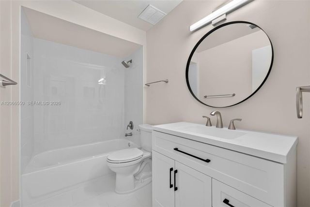 1217 NW 122nd Terrace, Pembroke Pines, FL 33026