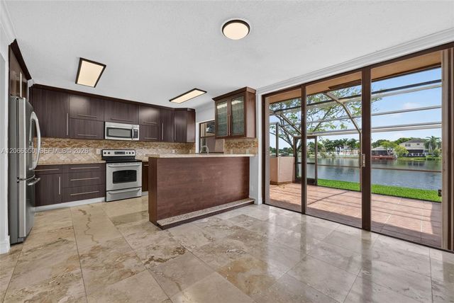 1217 NW 122nd Terrace, Pembroke Pines, FL 33026