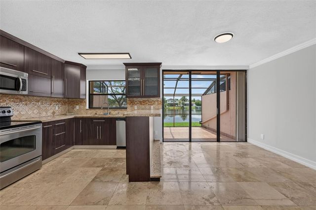 1217 NW 122nd Terrace, Pembroke Pines, FL 33026
