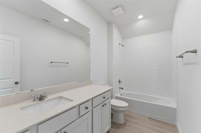 2206 Via Isa Lane, Houston, TX 77051