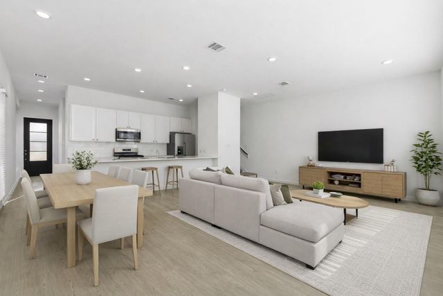 2206 Via Isa Lane, Houston, TX 77051