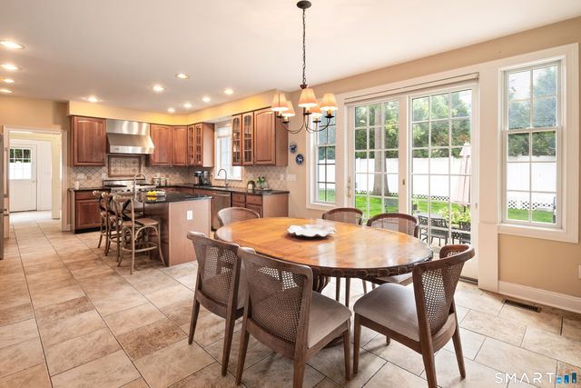 64 Douglas Road, New Canaan, CT 06840