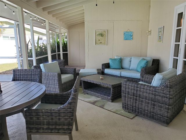 2745 CARDWELL WAY, Sarasota, FL 34231