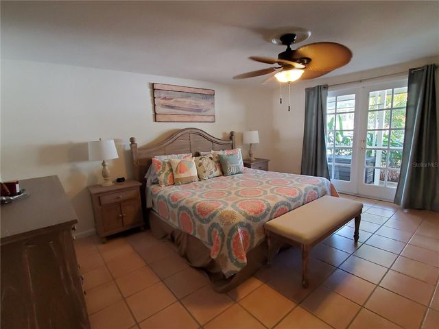 2745 CARDWELL WAY, Sarasota, FL 34231