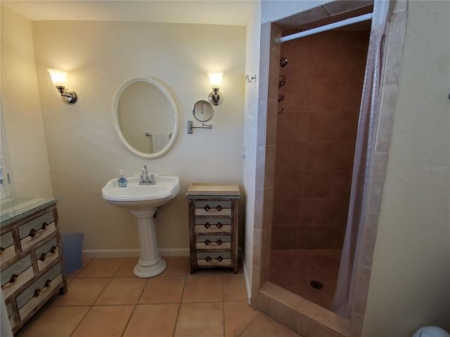 2745 CARDWELL WAY, Sarasota, FL 34231