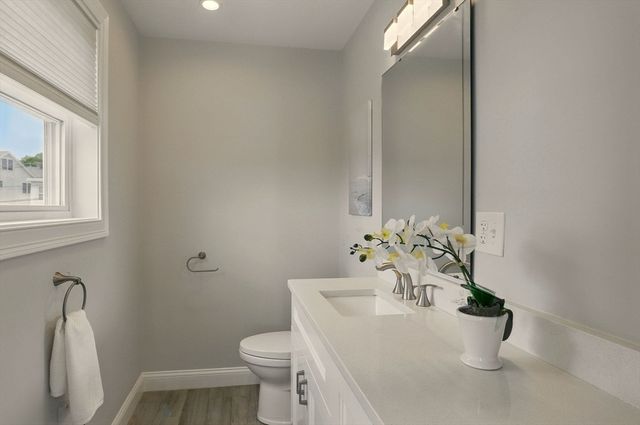 1091 Winthrop Ave, Revere, MA 02151