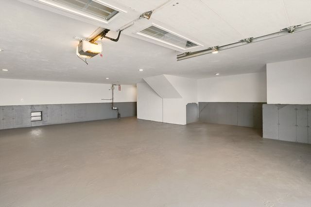 1091 Winthrop Ave, Revere, MA 02151