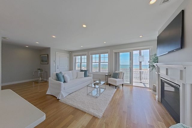1091 Winthrop Ave, Revere, MA 02151