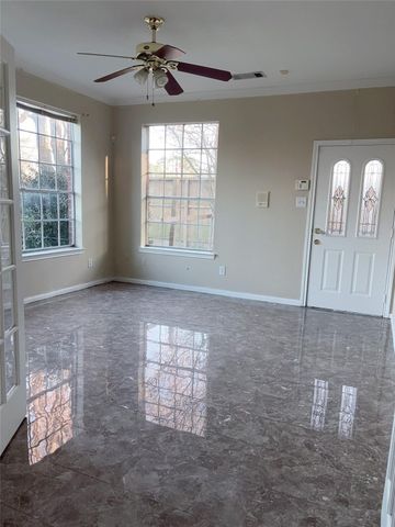 6131 E Houston Road, Houston, TX 77028