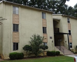 2390 Lawrenceville Highway A, Decatur, GA 30033