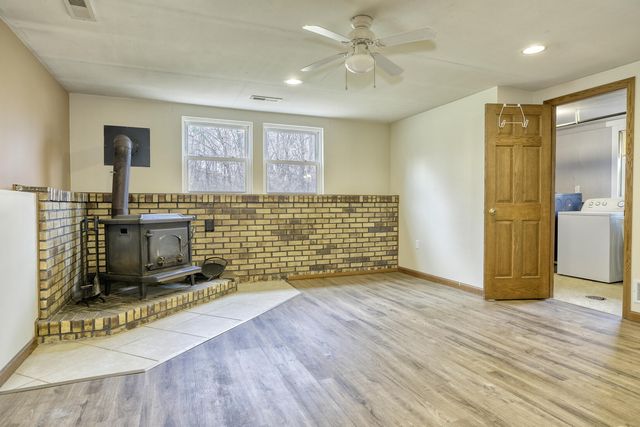 10720 N 1100 W, Demotte, IN 46310