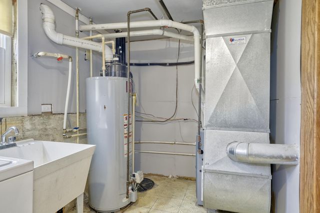 10720 N 1100 W, Demotte, IN 46310