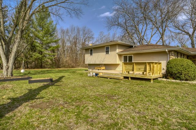 10720 N 1100 W, Demotte, IN 46310