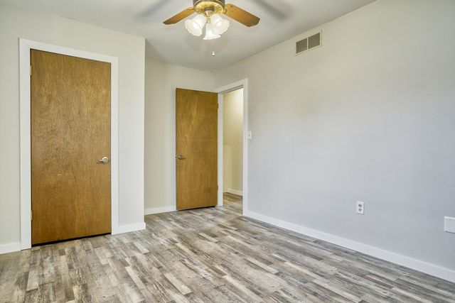 10720 N 1100 W, Demotte, IN 46310