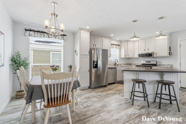 5212 E Scenic Turn Lane, Holland, MI 49423