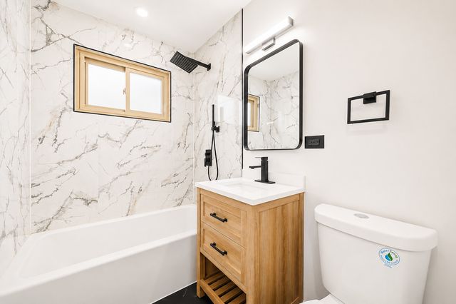 2905 W 102nd Place, Chicago, IL 60655